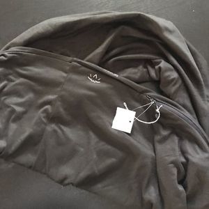 Beyond Yoga pocket infinity scarf